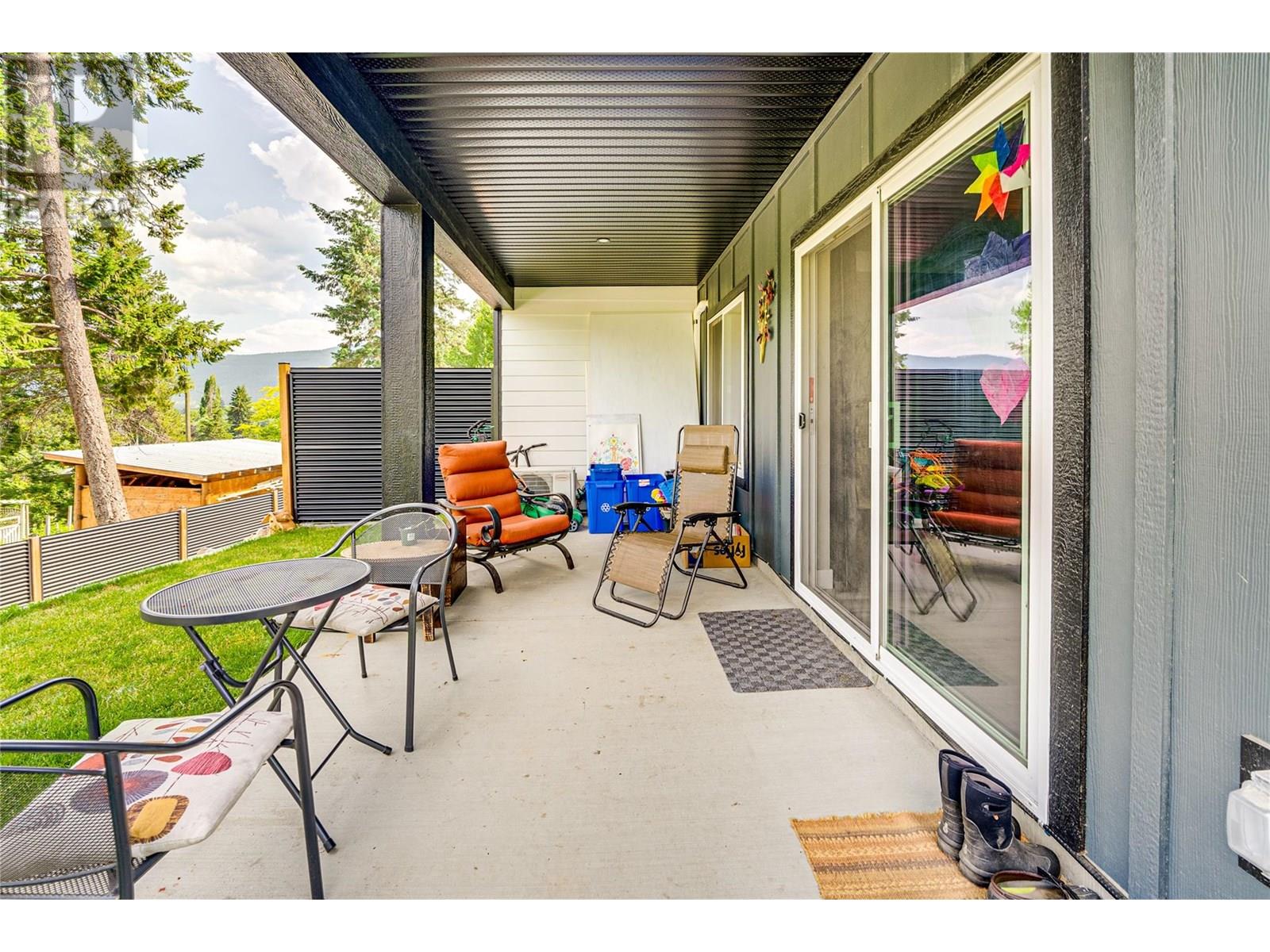 #1 2508 SHUSWAP AVENUE - Image 28