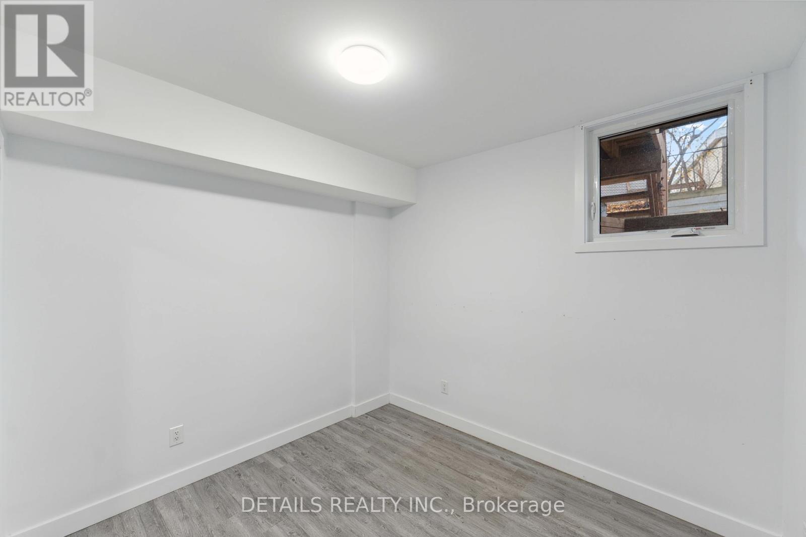 Photo 9 of B 828 Maplewood Avenue, Ottawa ON