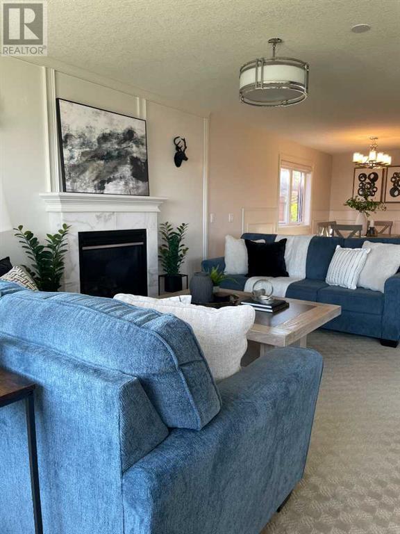 Single Family House for Sale in  PROMINENCE Path SW Patterson Calgary 