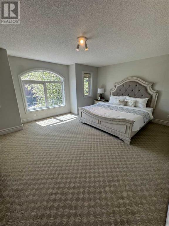 Single Family House for Sale in  PROMINENCE Path SW Patterson Calgary 