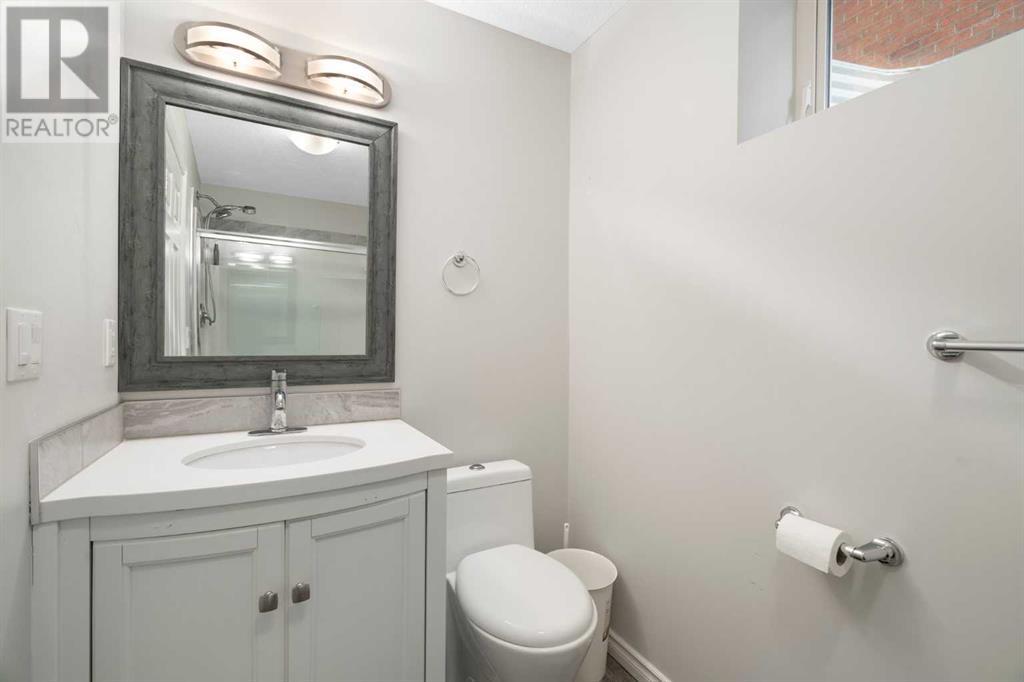 Single Family House for Sale in  PROMINENCE Path SW Patterson Calgary 