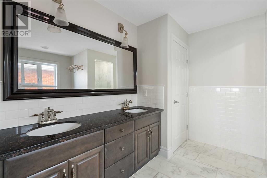 Single Family House for Sale in  PROMINENCE Path SW Patterson Calgary 
