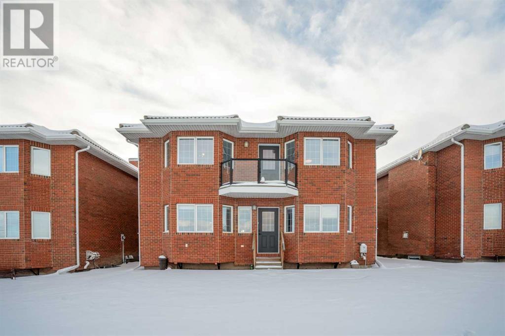 Single Family House for Sale in  PROMINENCE Path SW Patterson Calgary 