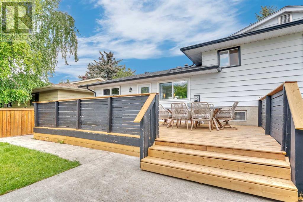 Single Family House 4 Level for Sale in   Street NE Pineridge Calgary 