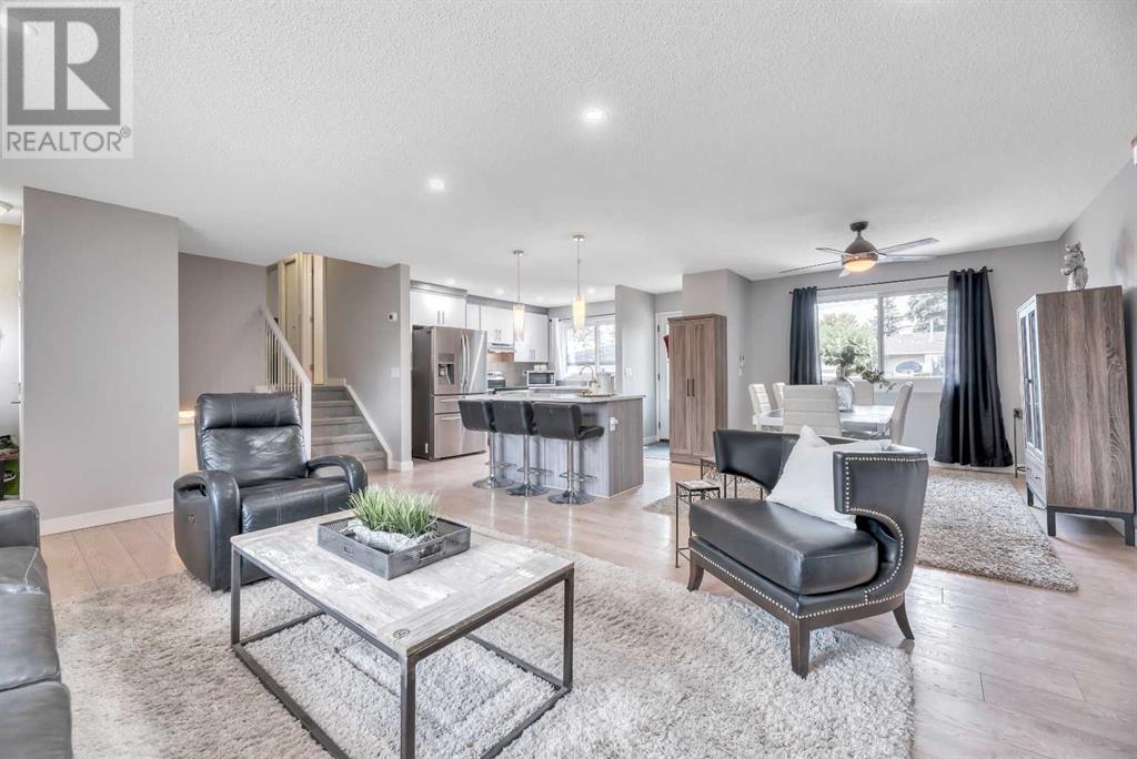 Single Family House 4 Level for Sale in   Street NE Pineridge Calgary 