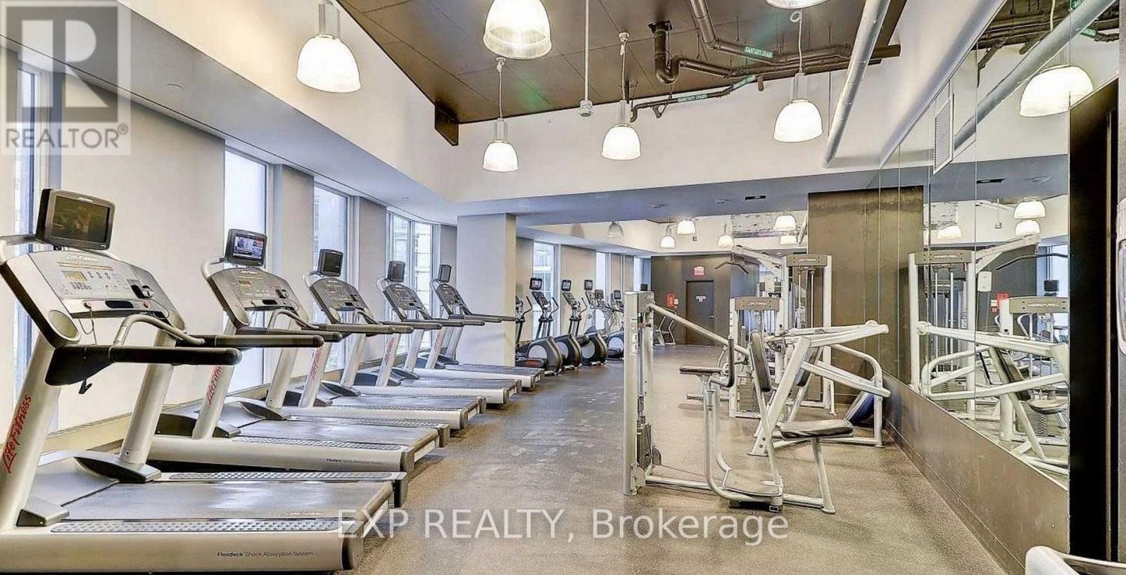 Photo 28 of 85 Queens Wharf Road, Toronto ON