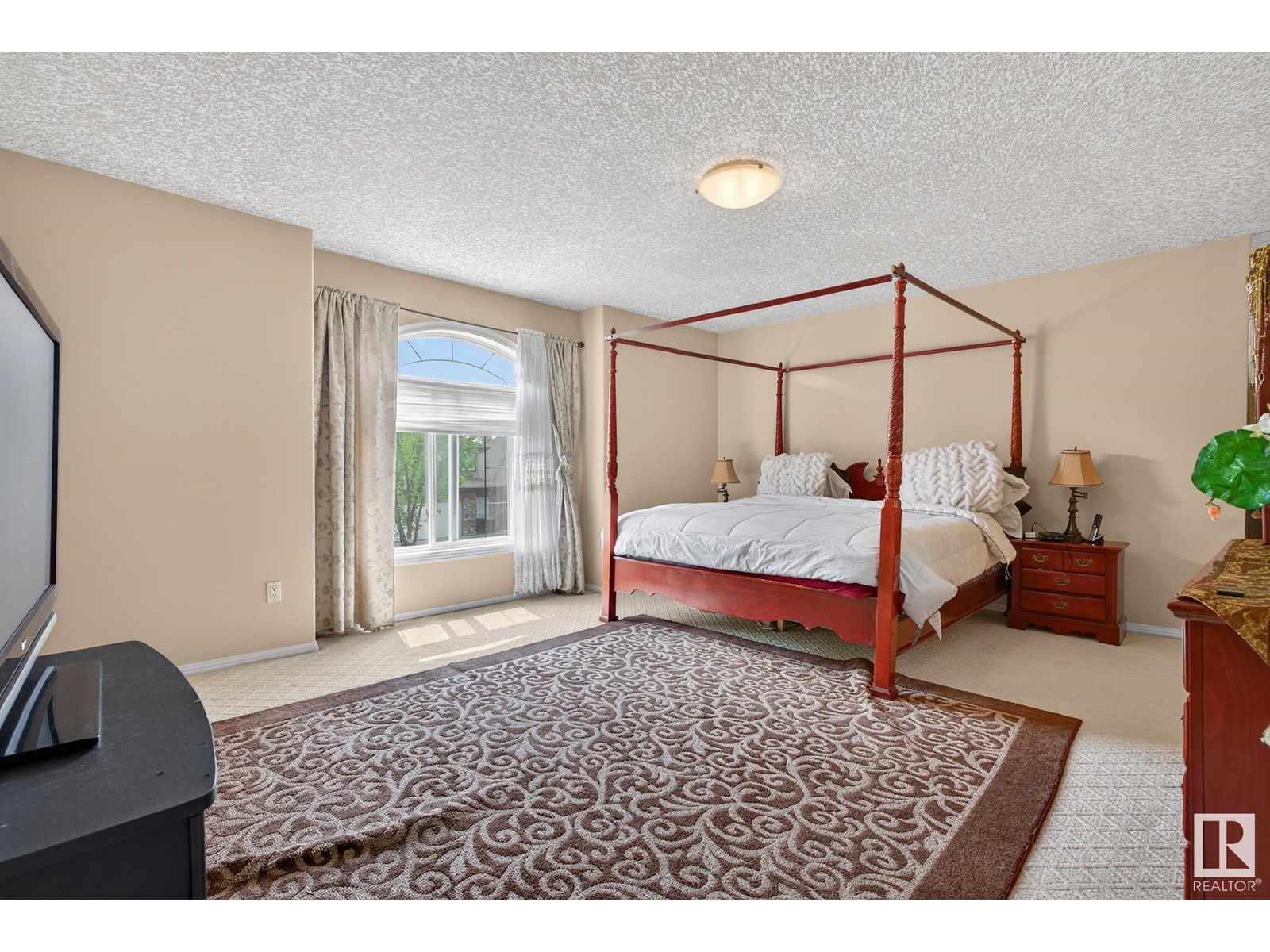 Photo 37 of 979 Hollingsworth Bend Nw, Edmonton AB