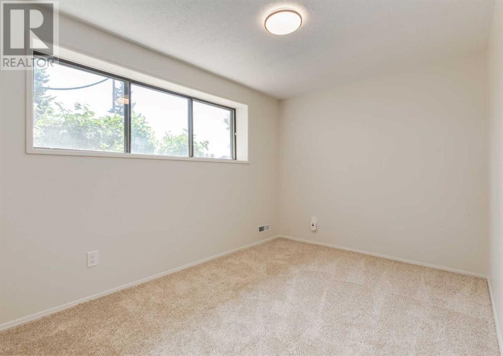 Single Family House Bi-level for Sale in   Avenue NE Whitehorn Calgary 