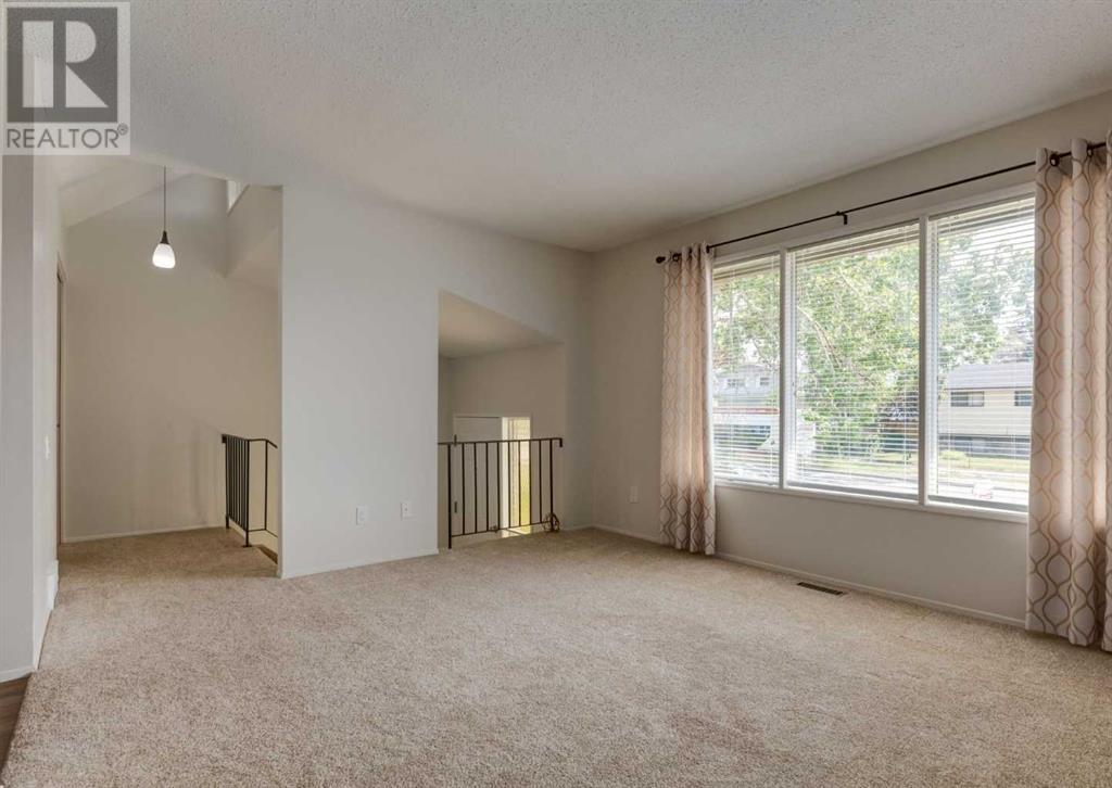 Single Family House Bi-level for Sale in   Avenue NE Whitehorn Calgary 
