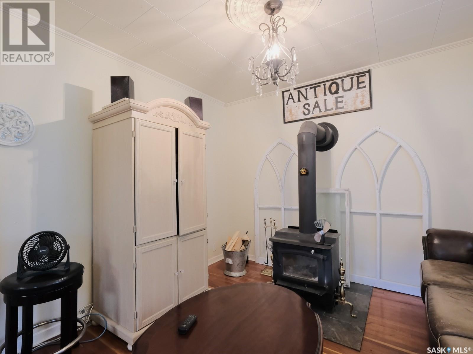Photo 18 of 801 George Street, Rosetown SK