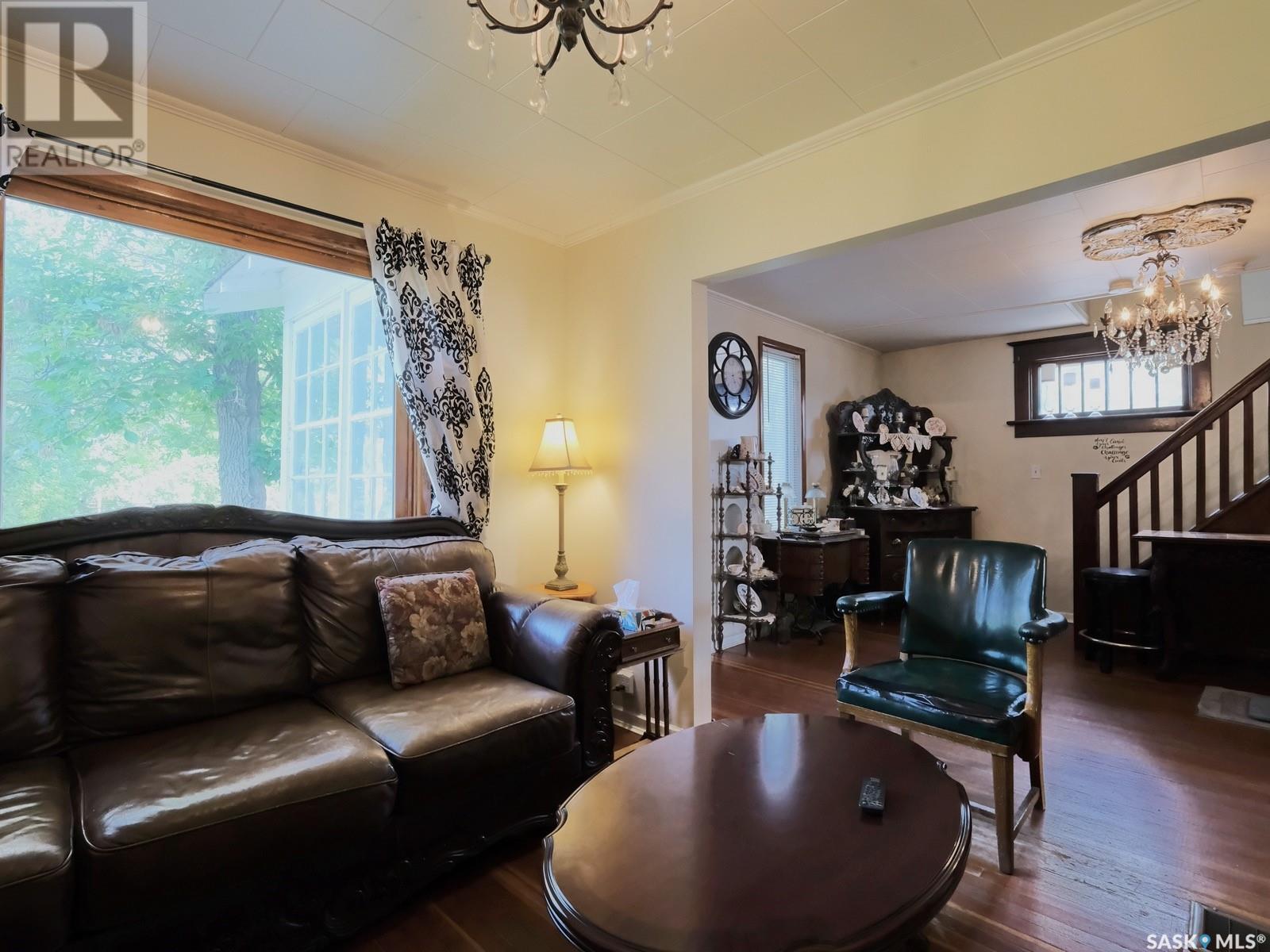 Photo 19 of 801 George Street, Rosetown SK