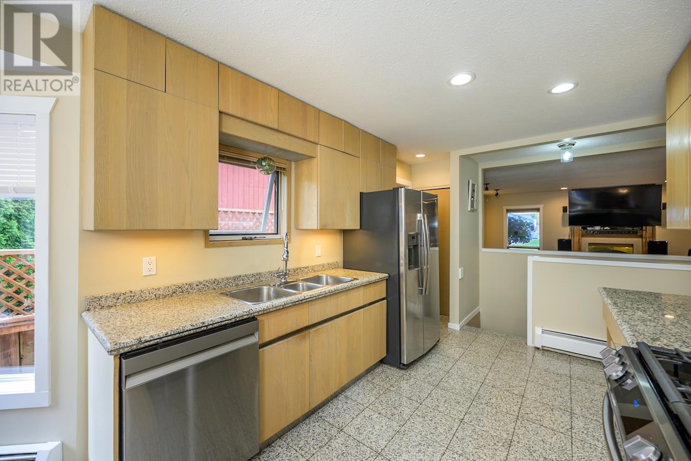 7546 ST PATRICK AVENUE, Prince George
