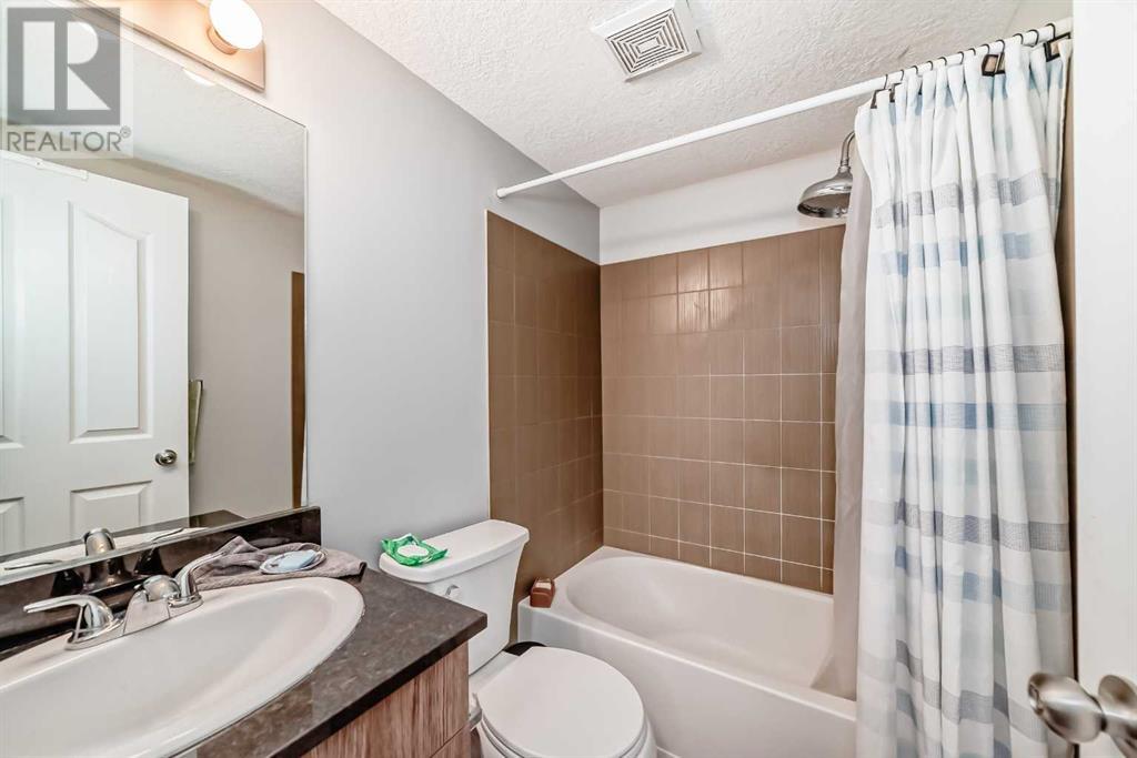 Photo 14 of 1305 403 Mackenzie Way Sw, Airdrie AB
