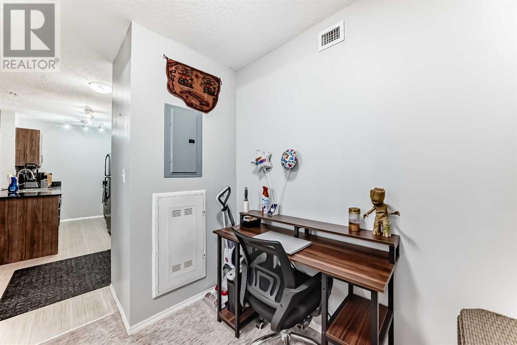 Photo 18 of 1305 403 Mackenzie Way Sw, Airdrie AB