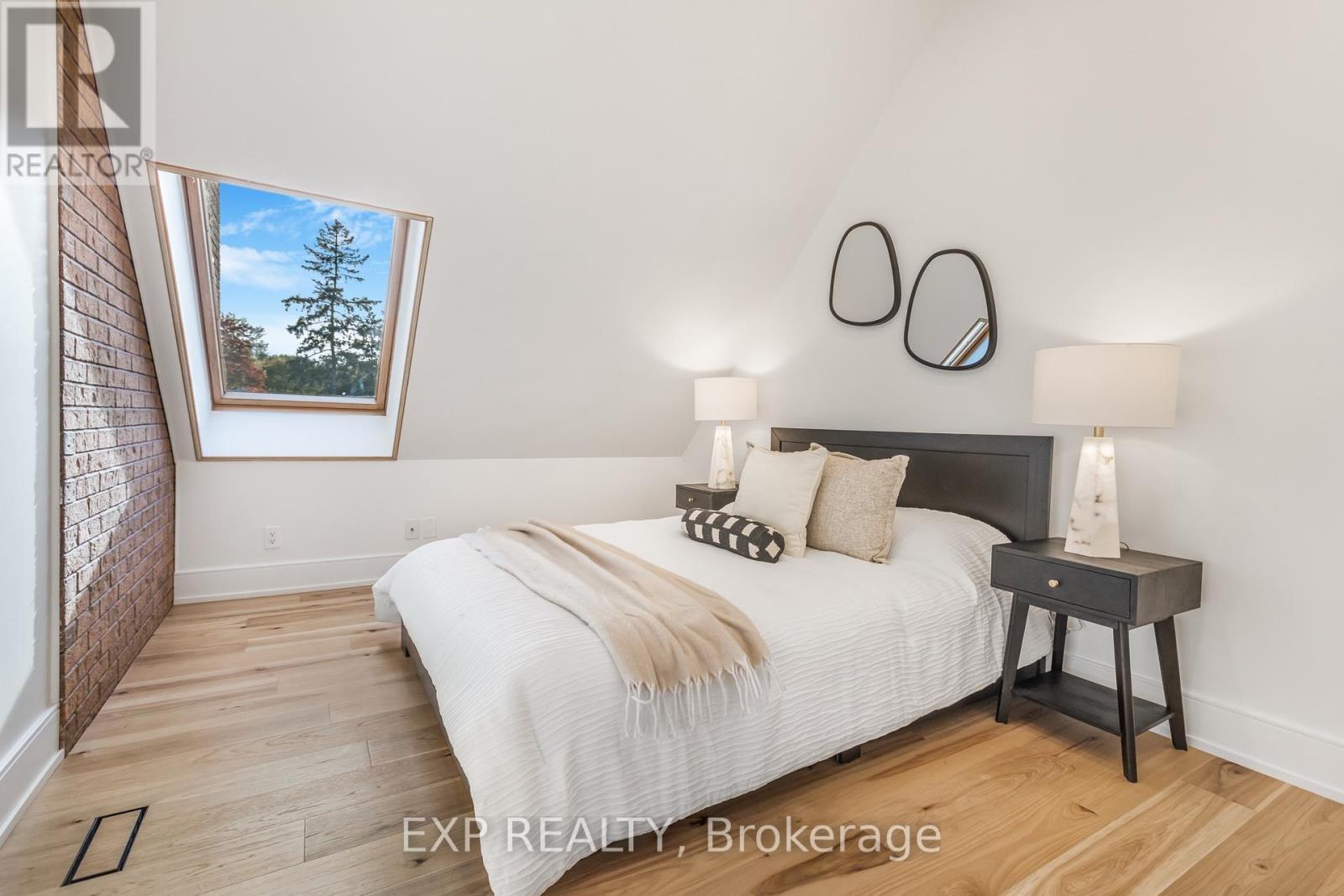 Photo 15 of 75 Reding Road, Hamilton ON