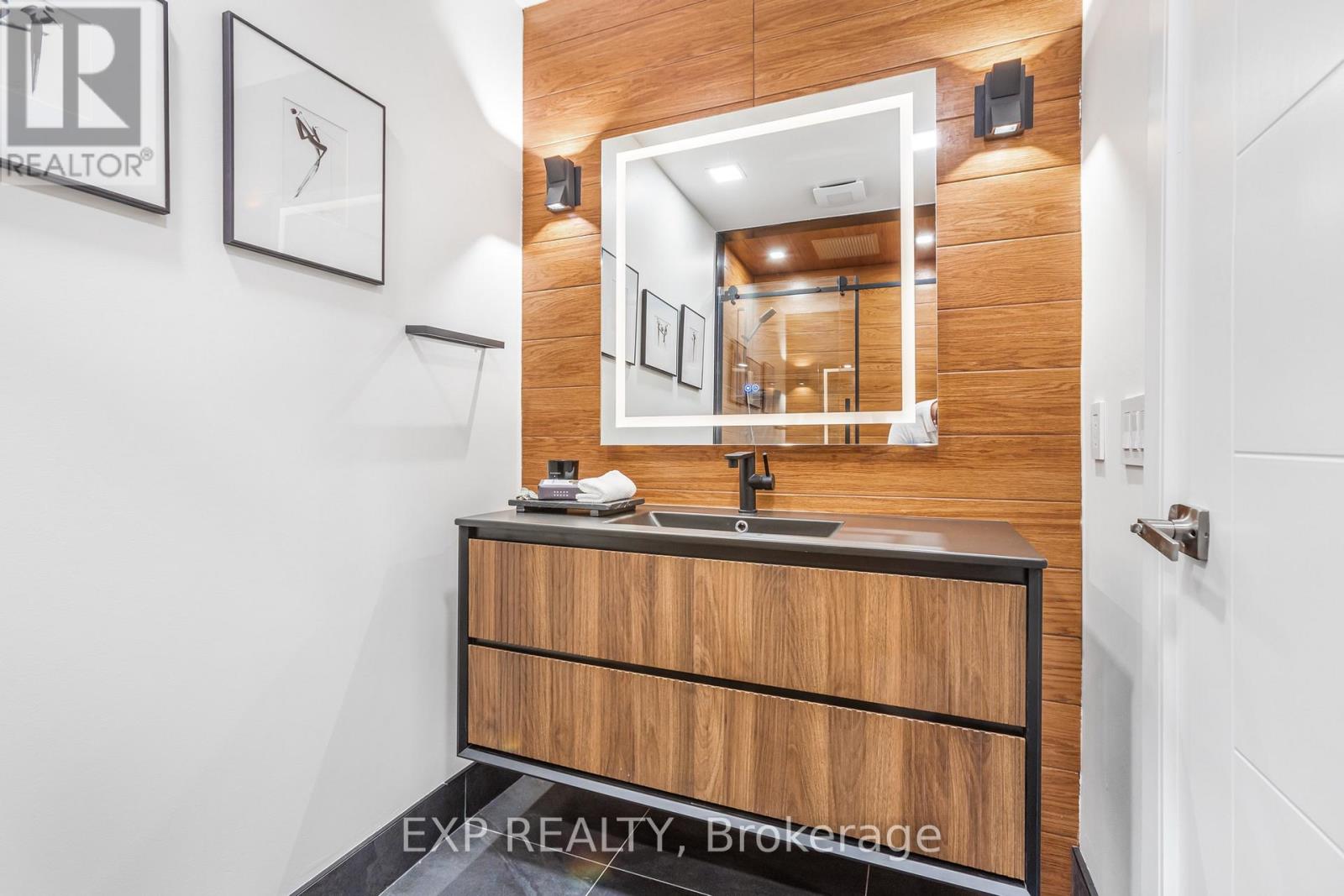 Photo 18 of 75 Reding Road, Hamilton ON