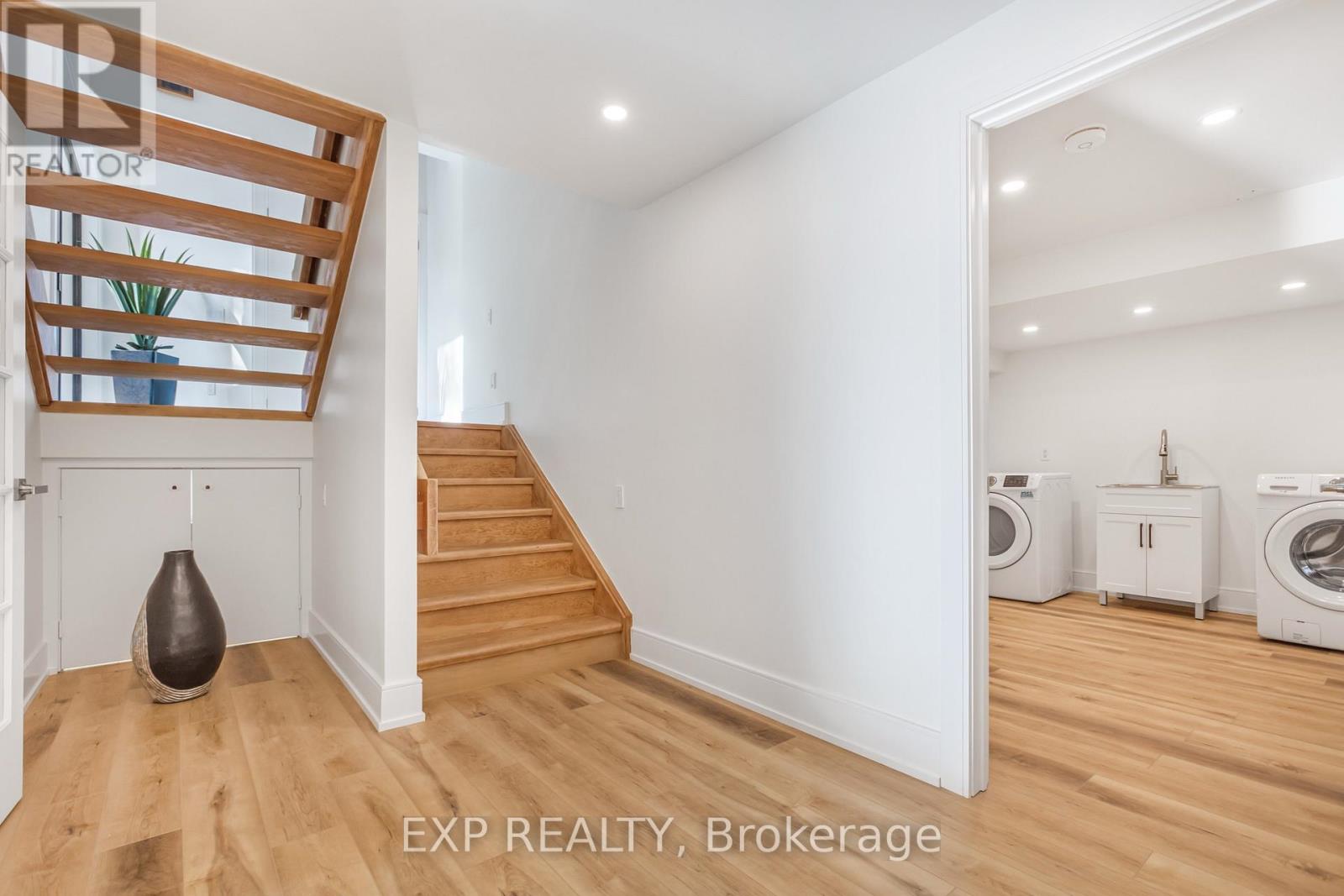 Photo 25 of 75 Reding Road, Hamilton ON