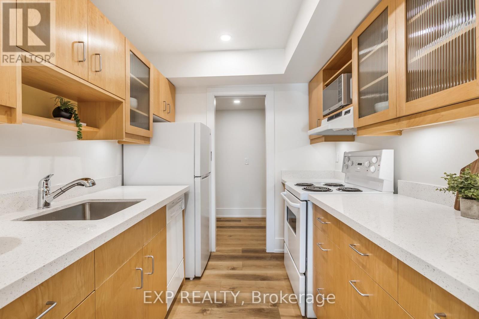 Photo 33 of 75 Reding Road, Hamilton ON
