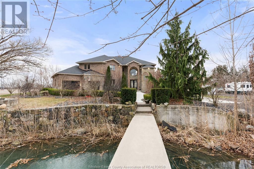 Photo 7 of 115 Road 4, Kingsville ON