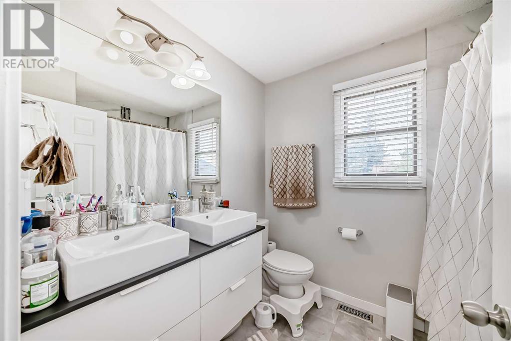 442 TEMPLEVIEW DRIVE NE - Image 16