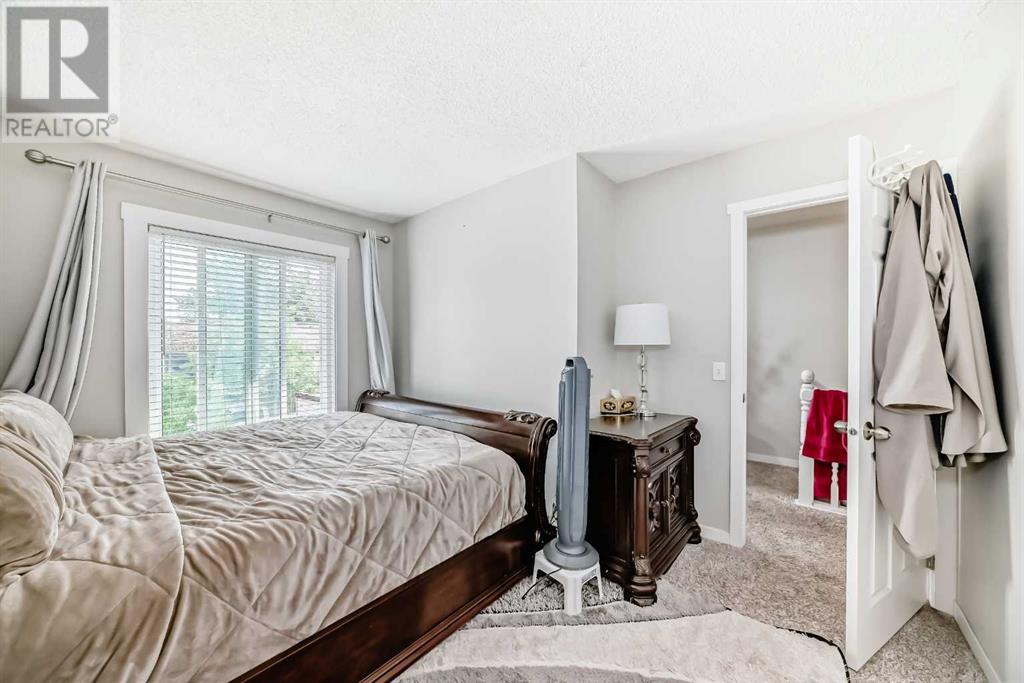 442 TEMPLEVIEW DRIVE NE - Image 13
