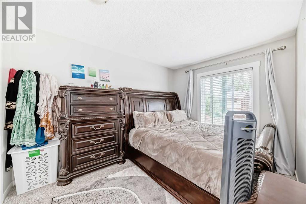 442 TEMPLEVIEW DRIVE NE - Image 12