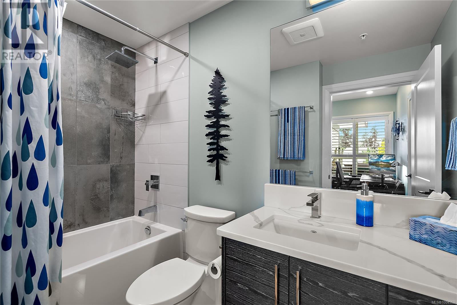 Single Family House for Sale in   Travino Lane Saanich 