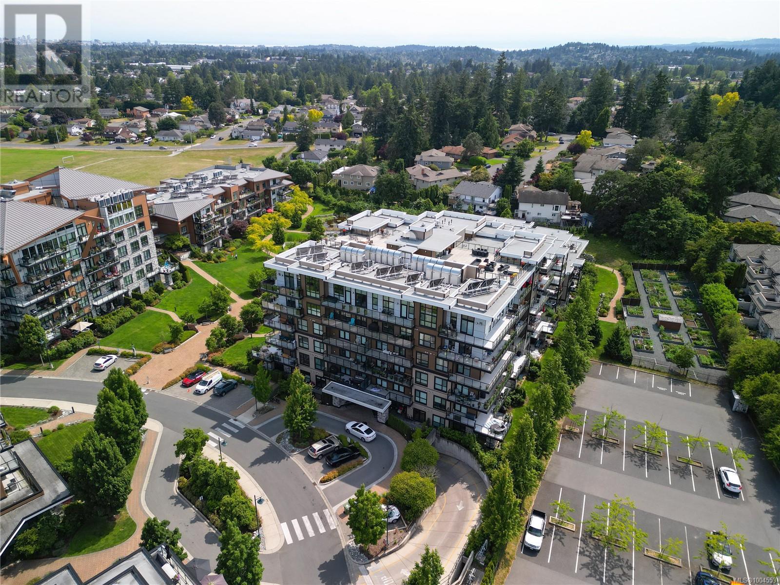 Single Family House for Sale in   Travino Lane Saanich 