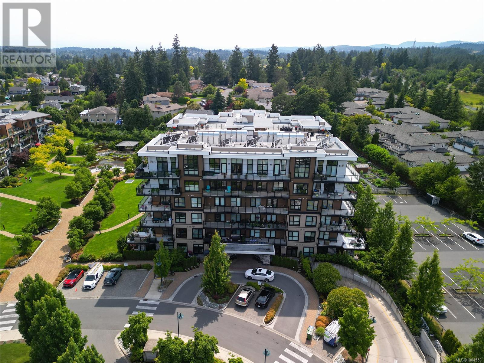 Single Family House for Sale in   Travino Lane Saanich 