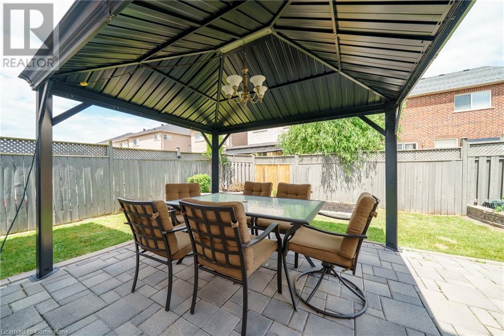 Photo 10 of 28 Ranchero Drive, Brampton ON