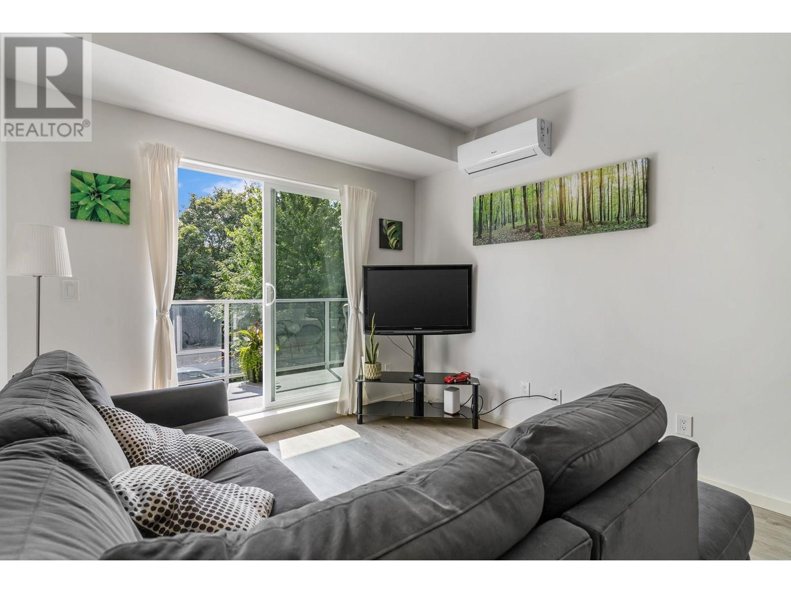 Photo 8 of 880 Saucier Avenue Unit 207, Kelowna BC