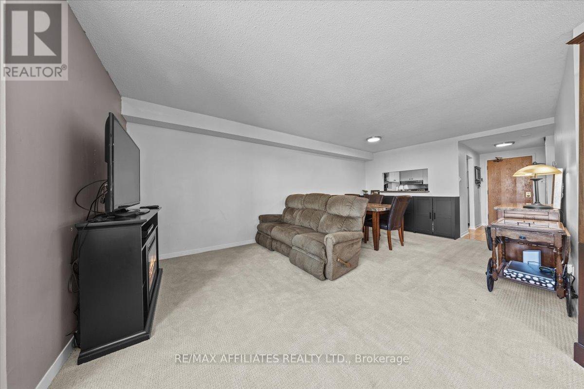 Photo 26 of 613 80 Sandcastle Drive, Ottawa ON