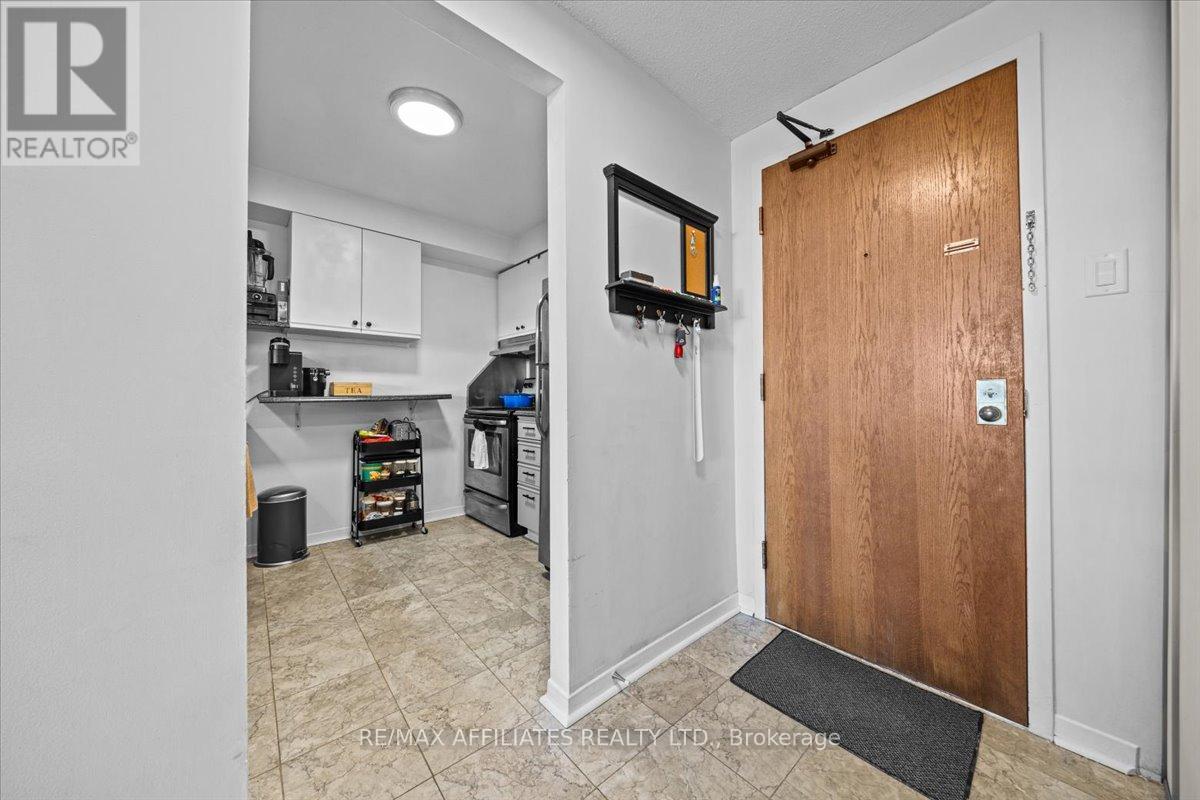 Photo 12 of 613 80 Sandcastle Drive, Ottawa ON