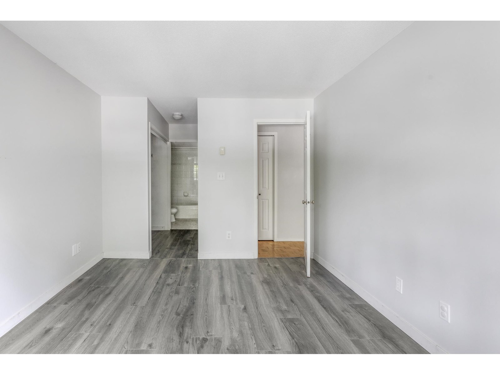 Photo 16 of 202 2855 152 Street, Surrey BC