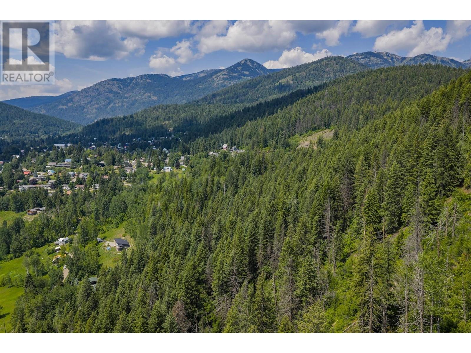 Parcel A COLUMBIA-KOOTENAY Road, Rossland
