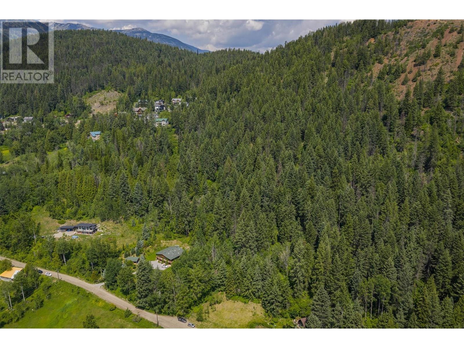 Parcel A COLUMBIA-KOOTENAY Road, Rossland