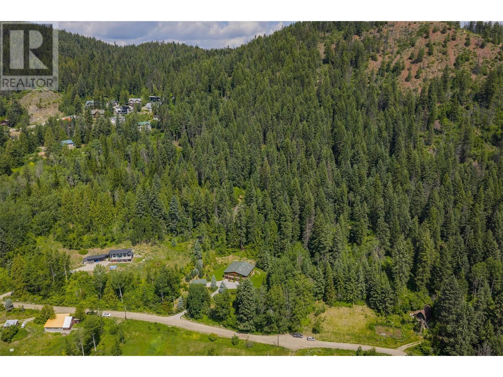 Parcel A COLUMBIA-KOOTENAY Road, Rossland