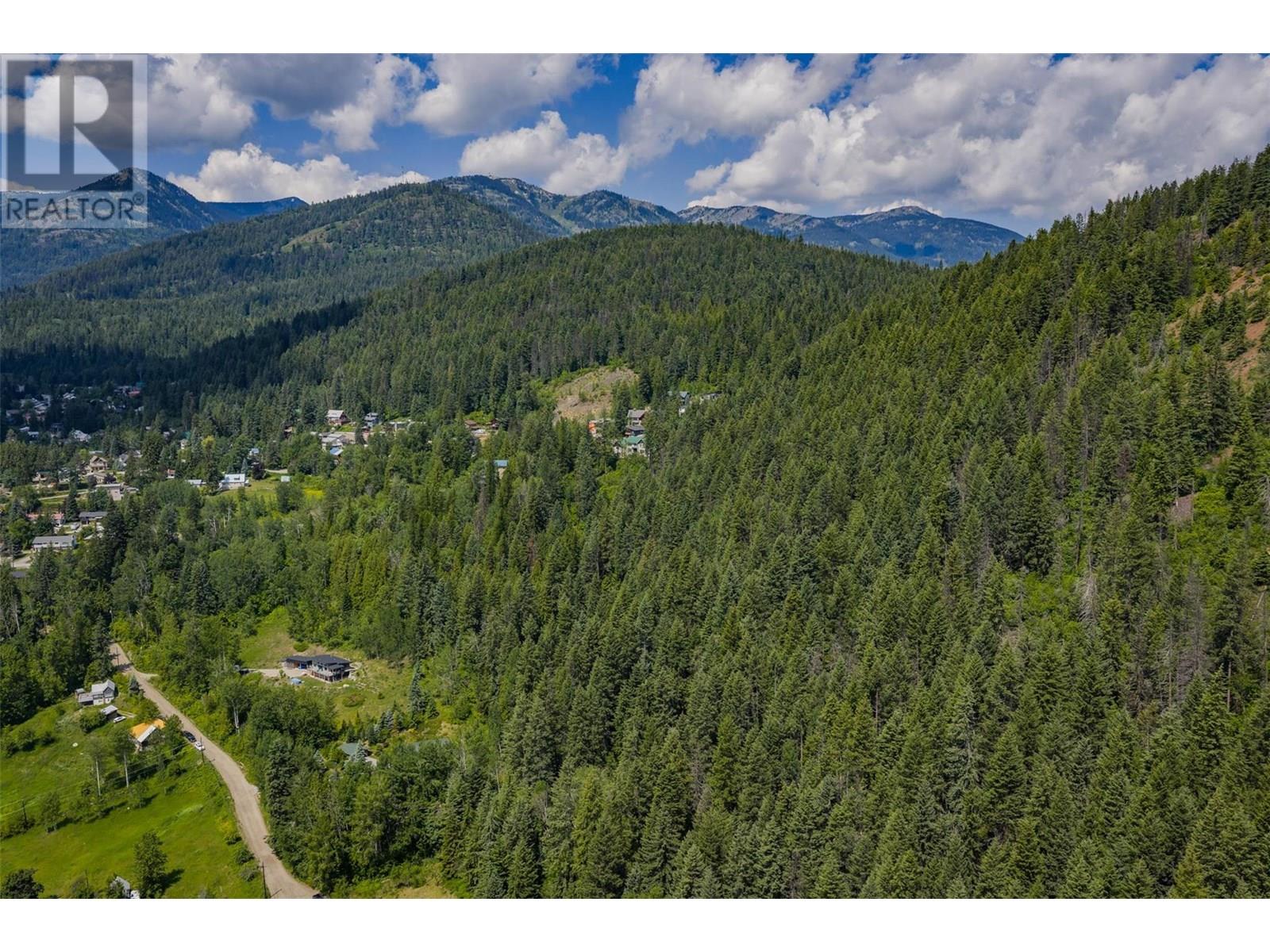 Parcel A COLUMBIA-KOOTENAY Road, Rossland