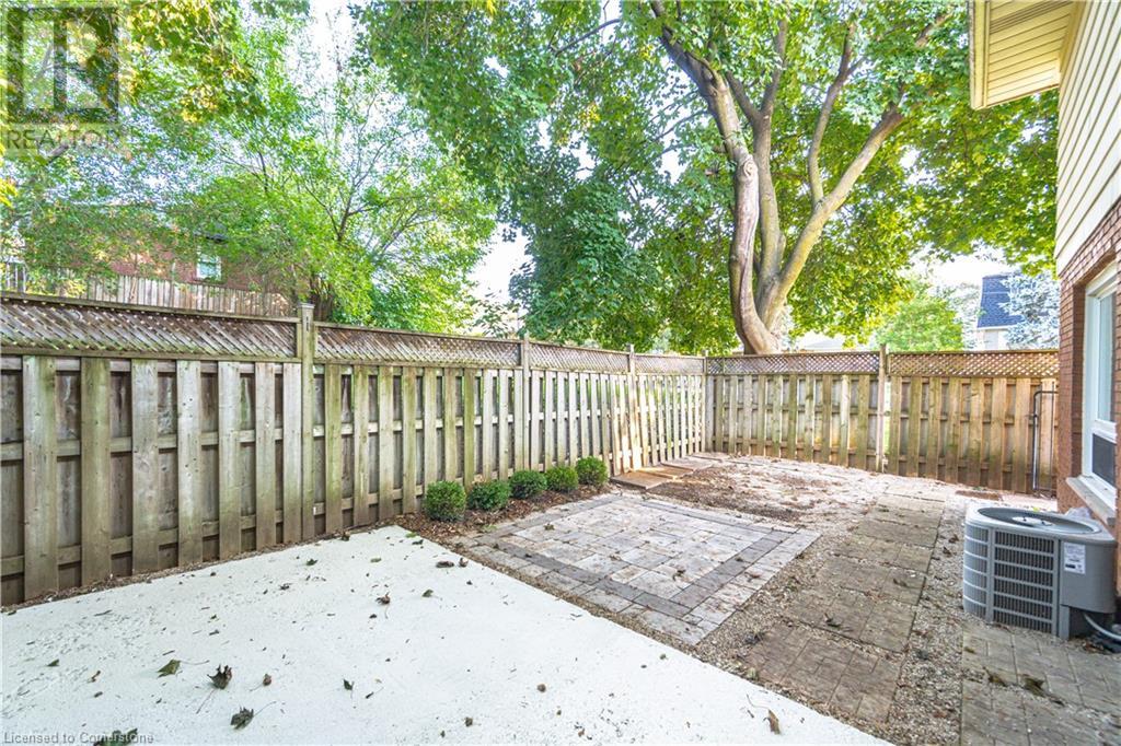 Photo 32 of 1116 Homewood Drive Unit 1, Burlington ON
