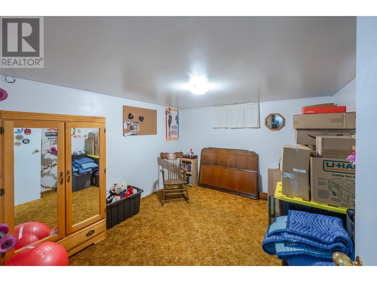 238 Huth Avenue, Penticton