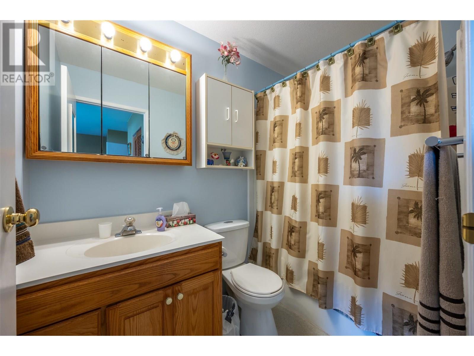 238 Huth Avenue, Penticton