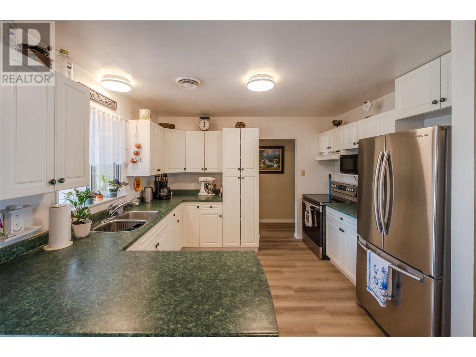 238 Huth Avenue, Penticton