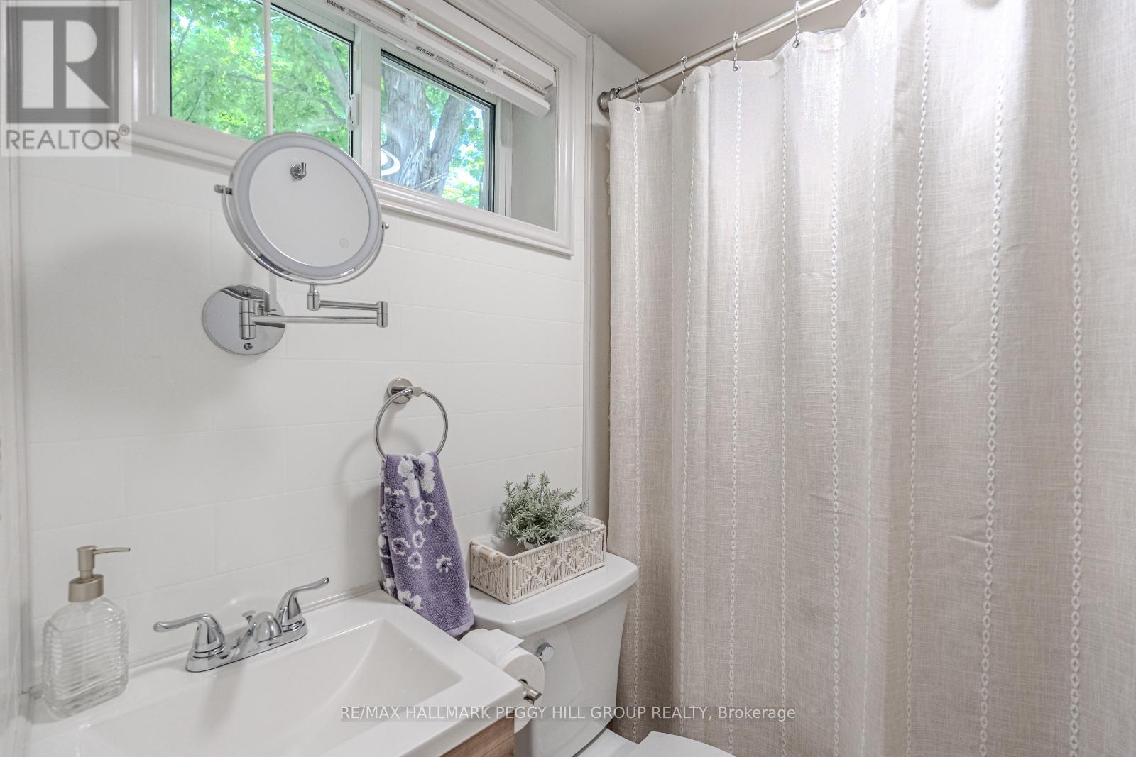 Photo 20 of 828 Dominion Avenue, Midland ON