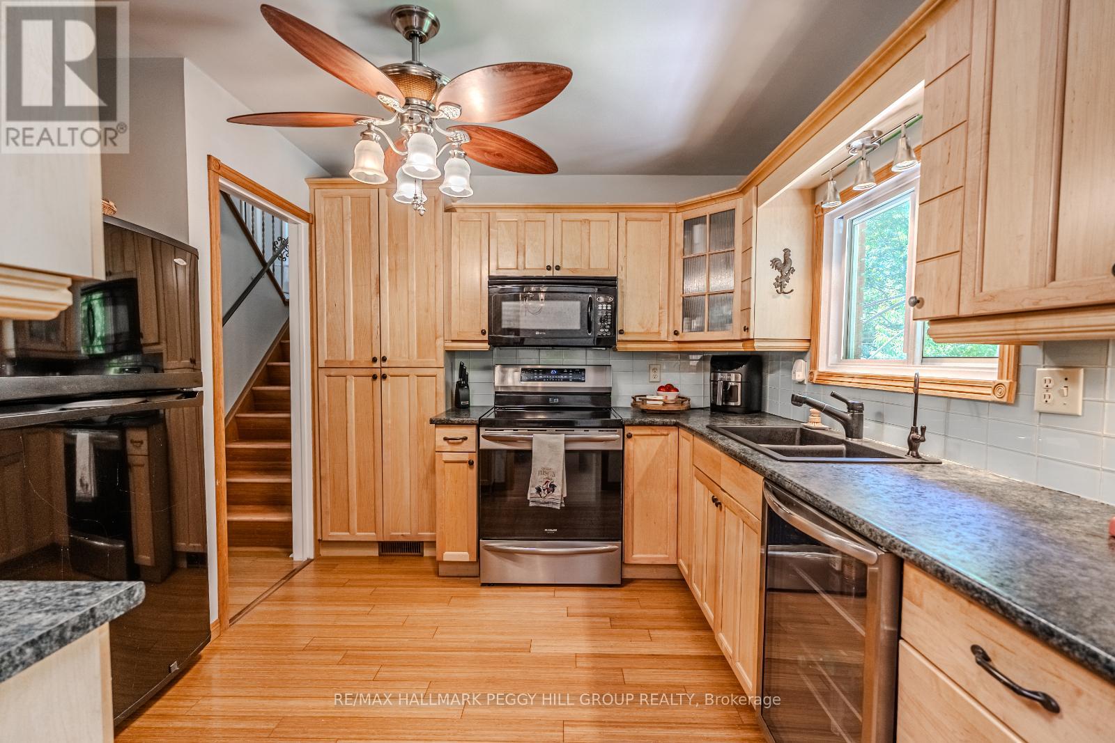 Photo 24 of 828 Dominion Avenue, Midland ON