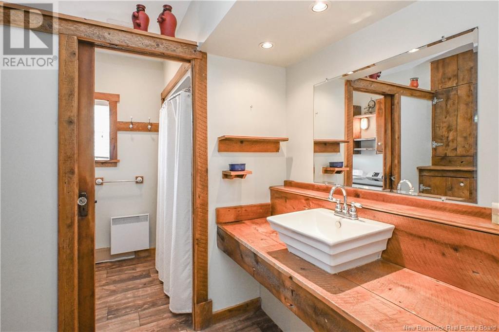 Photo 19 of 111 Rue Degrace Street, Shippagan NB