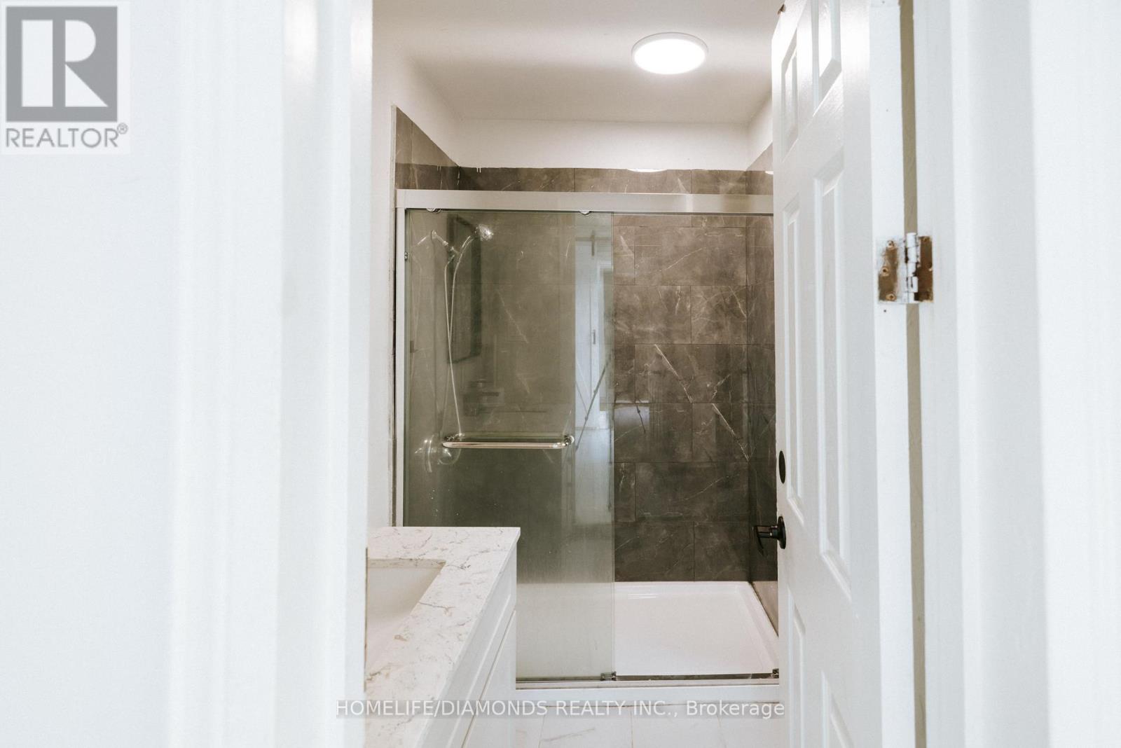 Photo 20 of 774 Garth Street, Hamilton ON