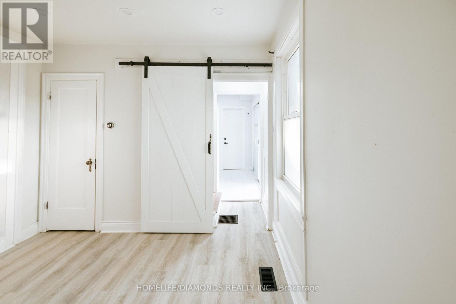 Photo 27 of 774 Garth Street, Hamilton ON