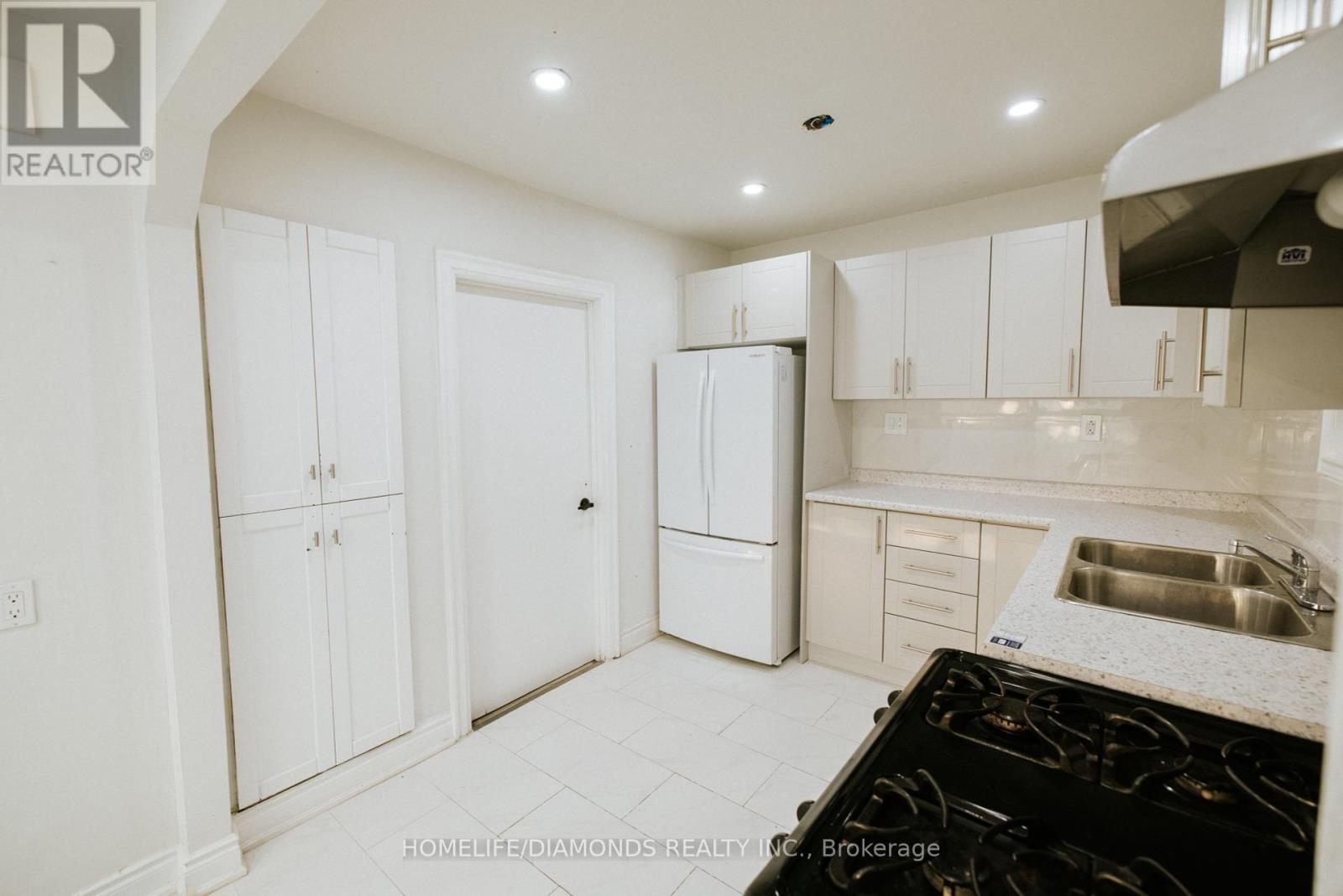Photo 48 of 774 Garth Street, Hamilton ON