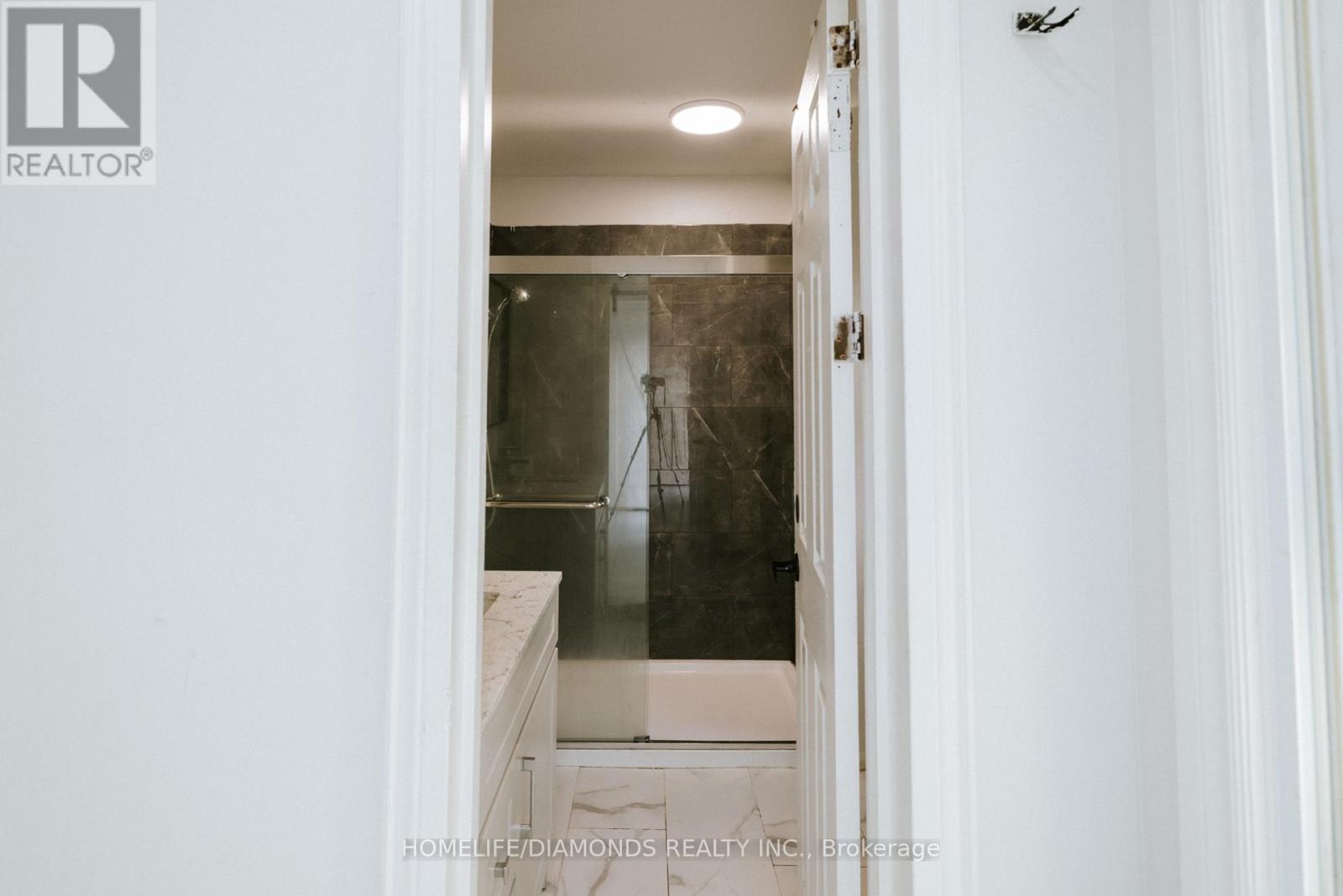 Photo 19 of 774 Garth Street, Hamilton ON