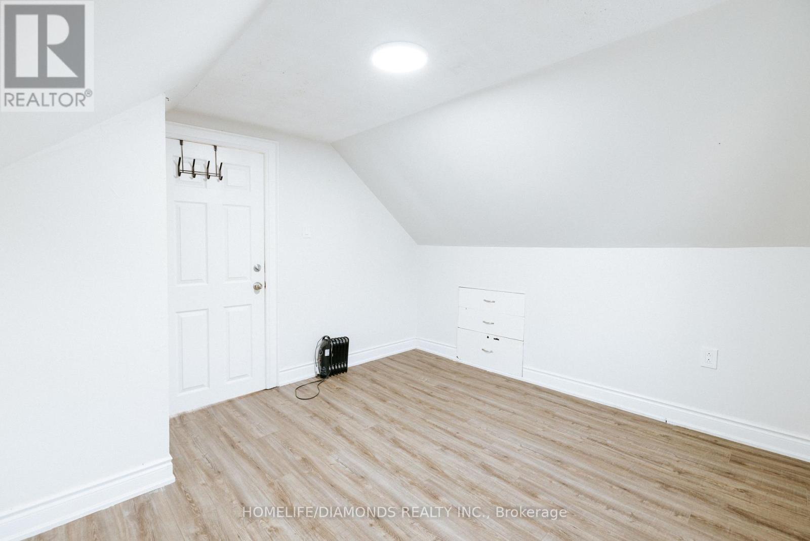 Photo 45 of 774 Garth Street, Hamilton ON